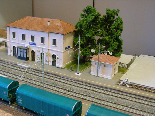 Fabbricato_Viaggiatori_(101).jpg