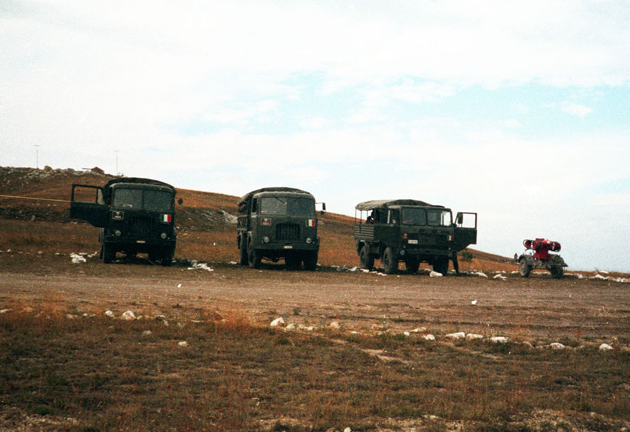 871010_19b.jpg