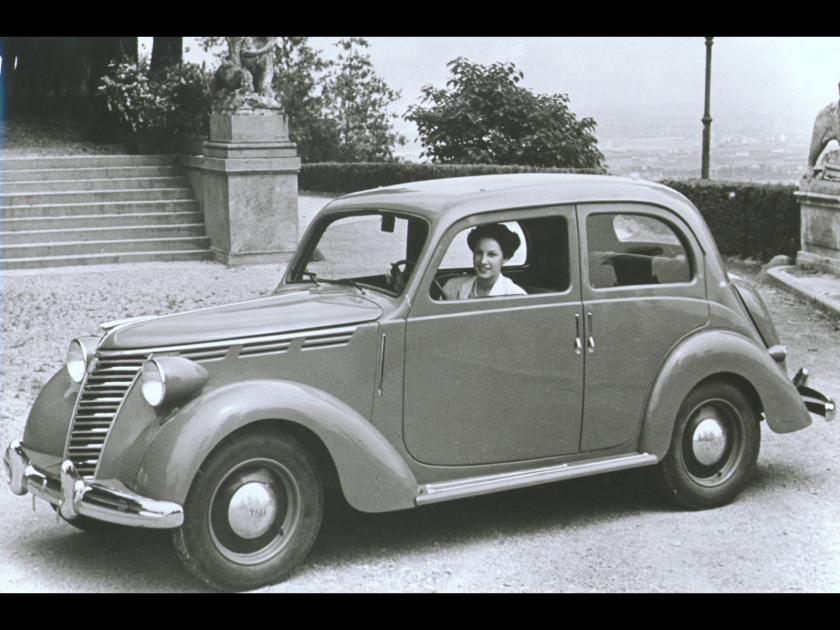 1949_Fiat_1100_E.jpg