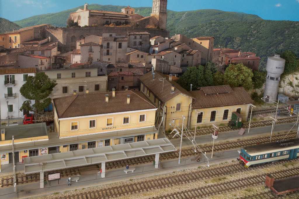 Montalto F4.jpg