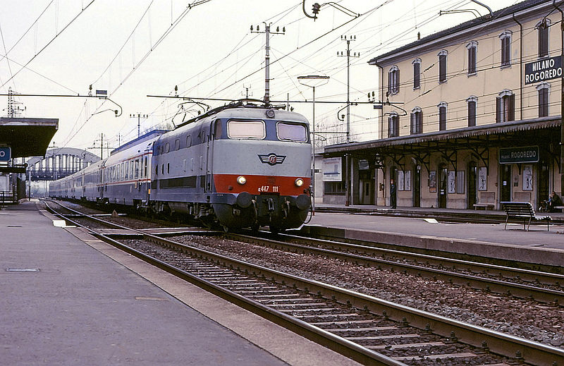 800px-FS_E447_111.jpg