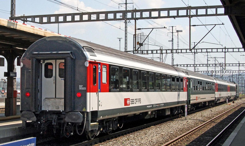 SBB Bpm 51 refit.jpg