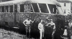 Automotrice_Breda_mimetizzata_presso_Mezzolombardo_nel_1943 2.jpg