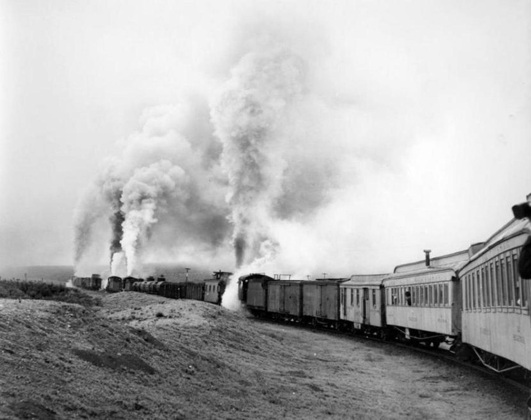 convogli in stallo presso saltillo.jpg