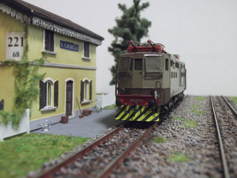 e424 143.jpg