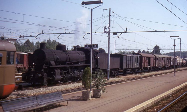 Dave Coxon Italian%20class%20740%202-8-0%20Trieste 1973.jpg