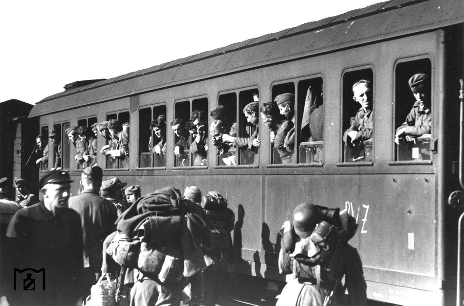 Ucraina-1943-HollangelW00.jpg