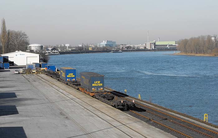 fin_0110207_KoelnNiehlWestkai-700.jpg