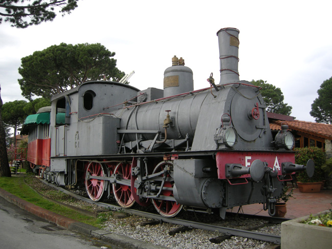 locomotiva N 25.jpg