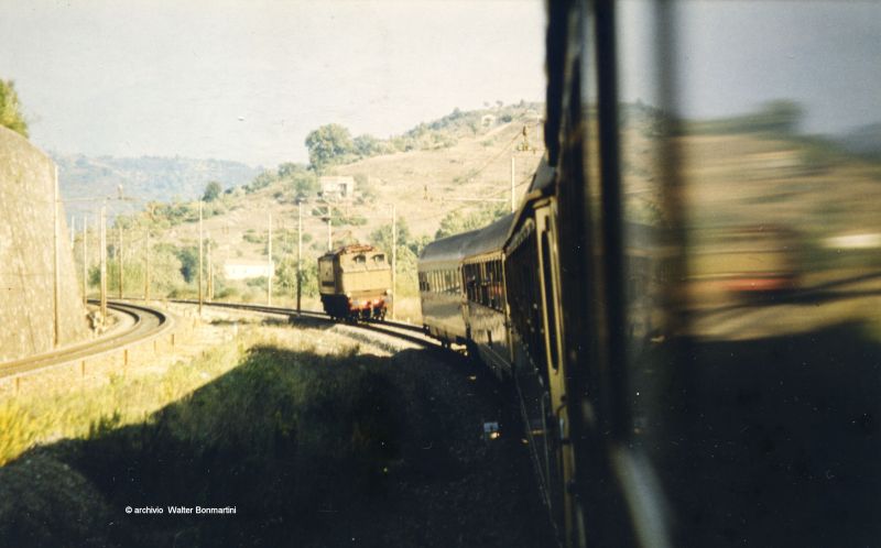 E.626.347 inspinta.mentresistaccadalconvoglioConcaD'orotrattoAgropoli-VallodellaLucania-28.9.1985.forum2GarchivioWbonmartinifotoWbonmartini.jpg