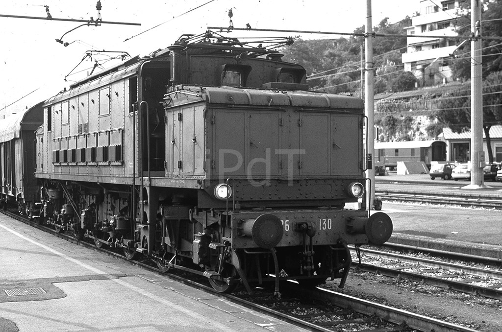 E626.130-00 A DX La Spezia C.le 06.1992.jpg