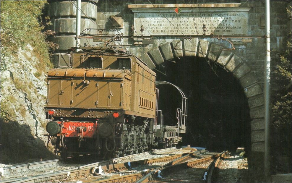 E626.122 POSTERIORE DESTRO BARDONECCHIA 19.01.1971.JPG