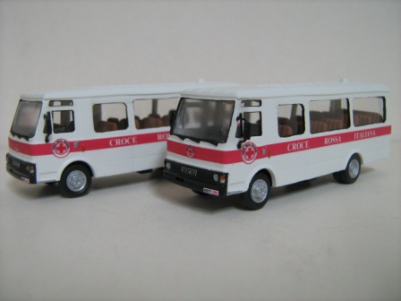 MINIBUS-CRI.JPG