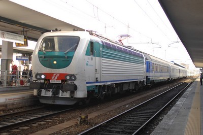 E.403.001-ICN TO_RC-Villa S.Giovanni-forum2GeditricearchivioWalter Bonmartini foto Wbonmartini-01.jpg