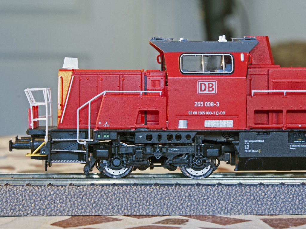 Class 265 (Voith Gravita 15L BB) diesel shunter from Brawa.jpg