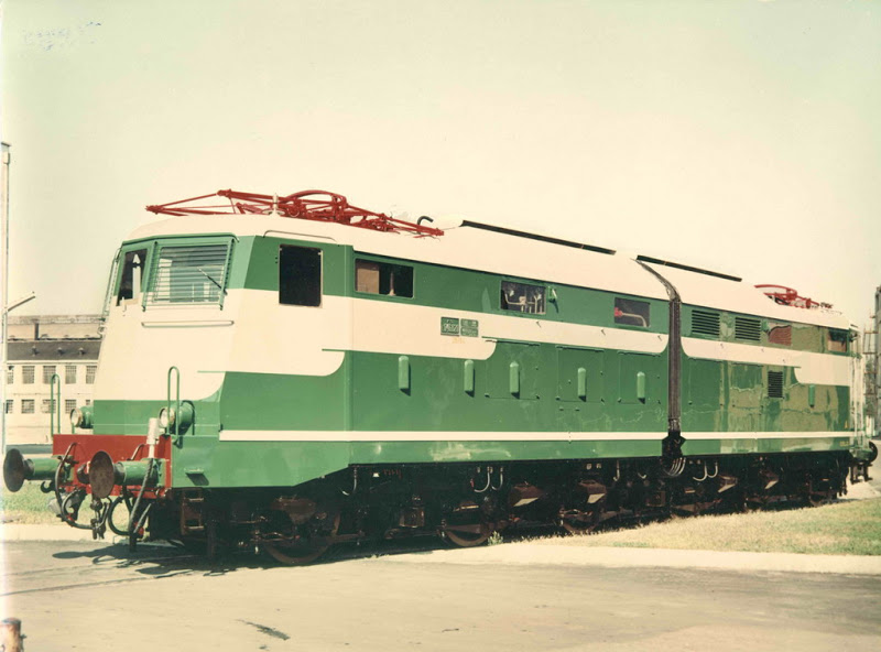 E646-020.jpg