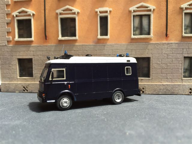 Iveco A 55 F Carabinieri 3.jpg