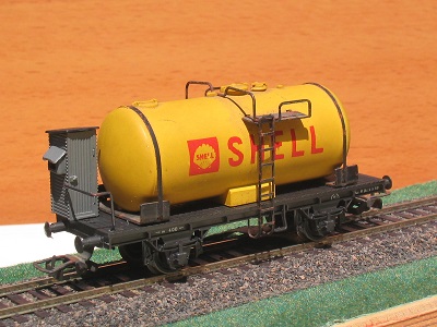 CARRO CISTERNA SHELL CON GARITTA.jpg