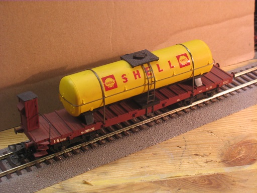 CISTERNA A CARRELLI SHELL RR.jpg