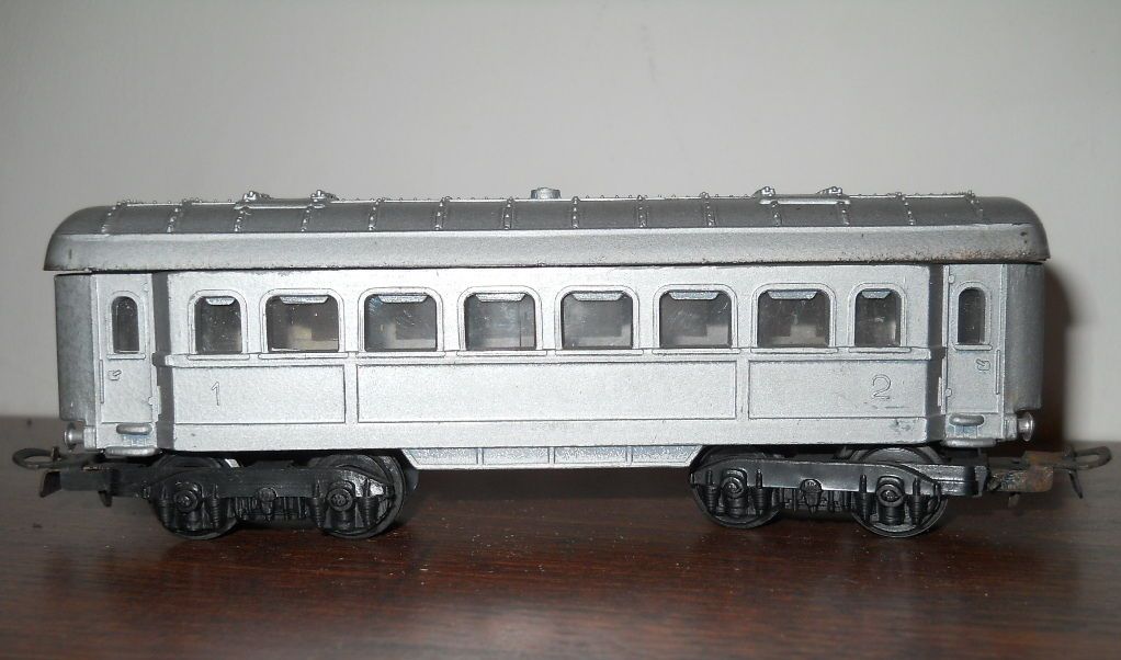 Favero carrozza argento.jpg