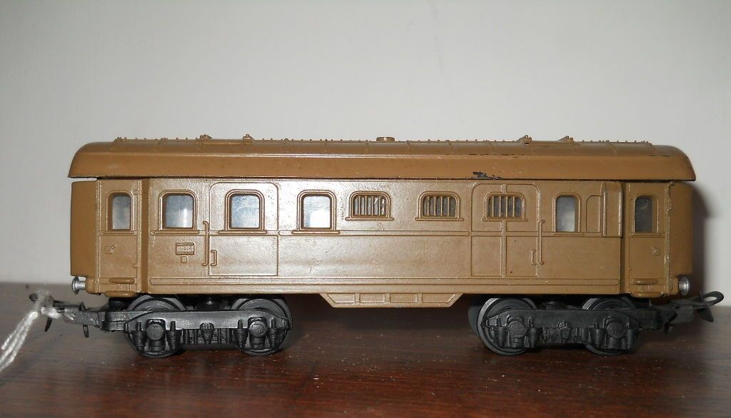 Favero carrozza castano.jpg