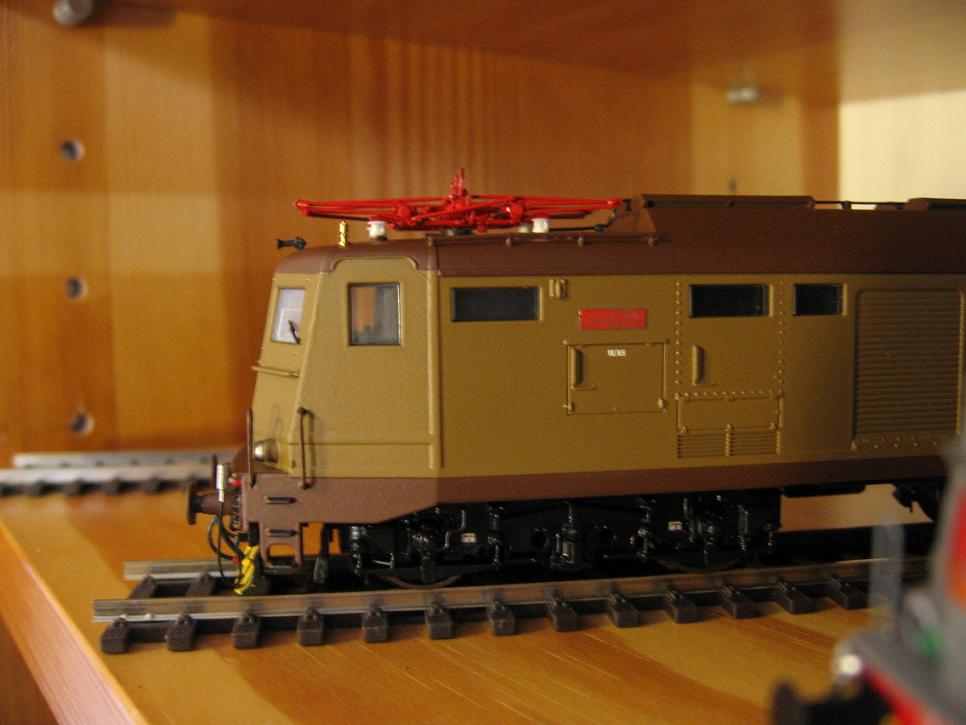 Pantografi 42LR 003.JPG