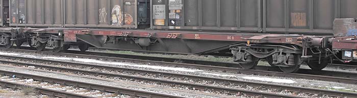 FS-Sgns_1-700.jpg