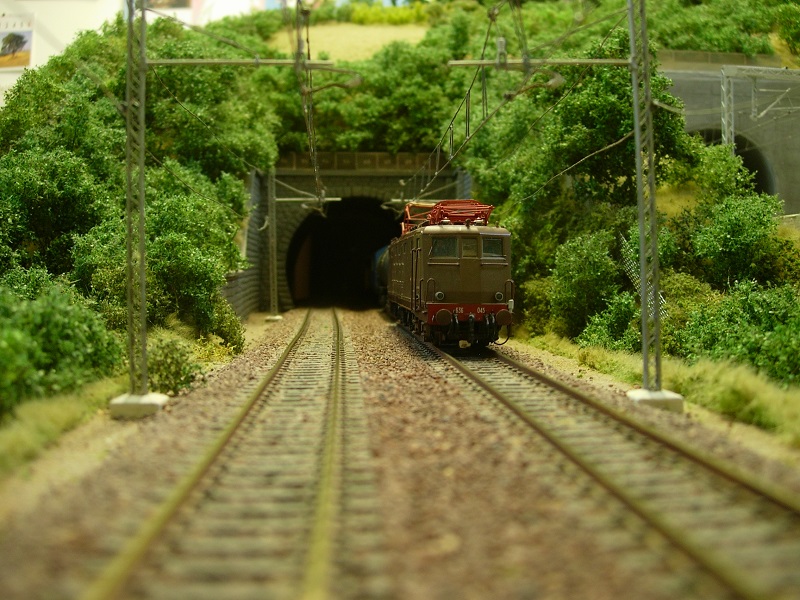 E 636.045-01.jpg