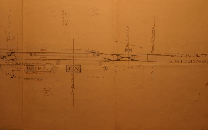 piano schematico 002.jpg