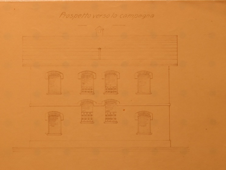 010 prospetto verso la campagna.jpg