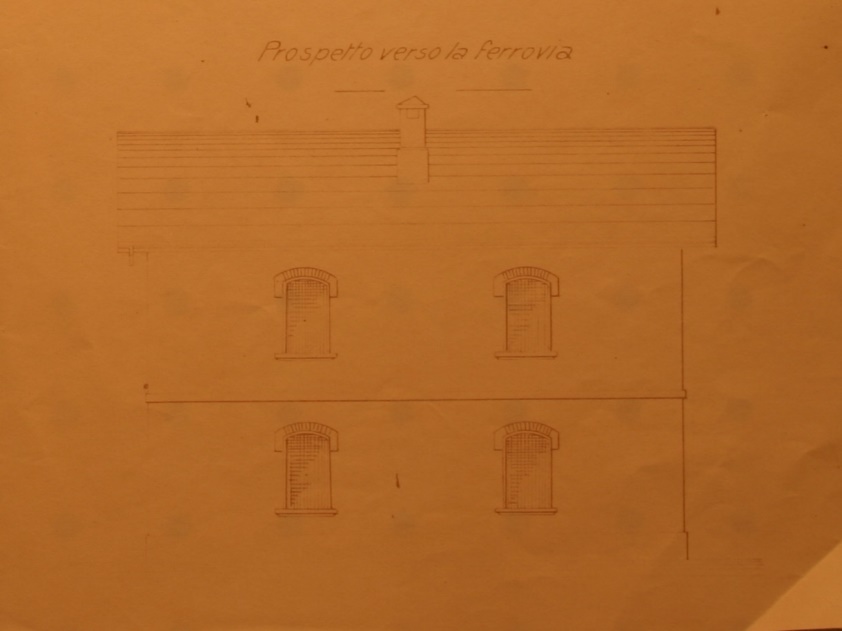 011 prospetto verso la ferrovia.jpg