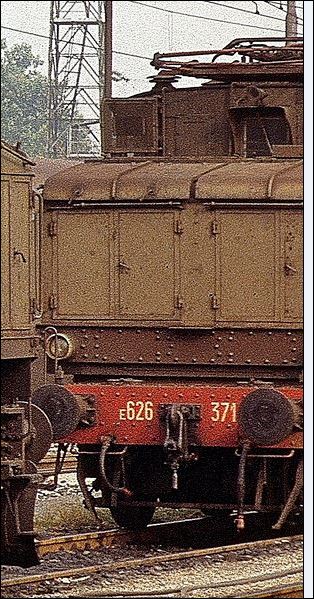 E626.371 A SN.JPG