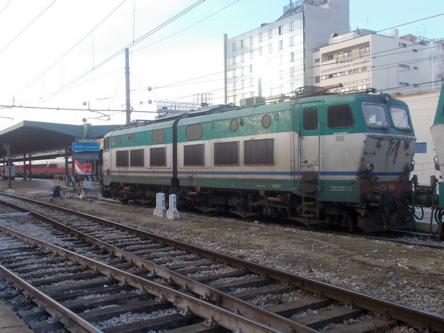 Copyright-E.656.046.BariCentrale14.12.2015-forum2GarchiviowBonmartini-foto-WBonmartini.01.jpg